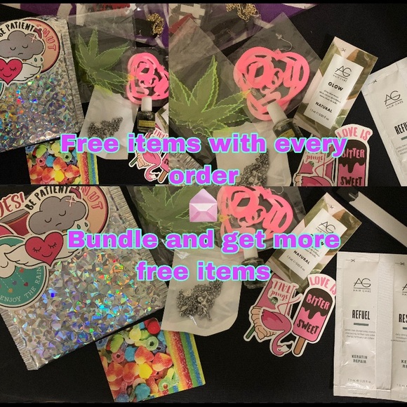 Pink doll drop earrings - Picture 4 of 4